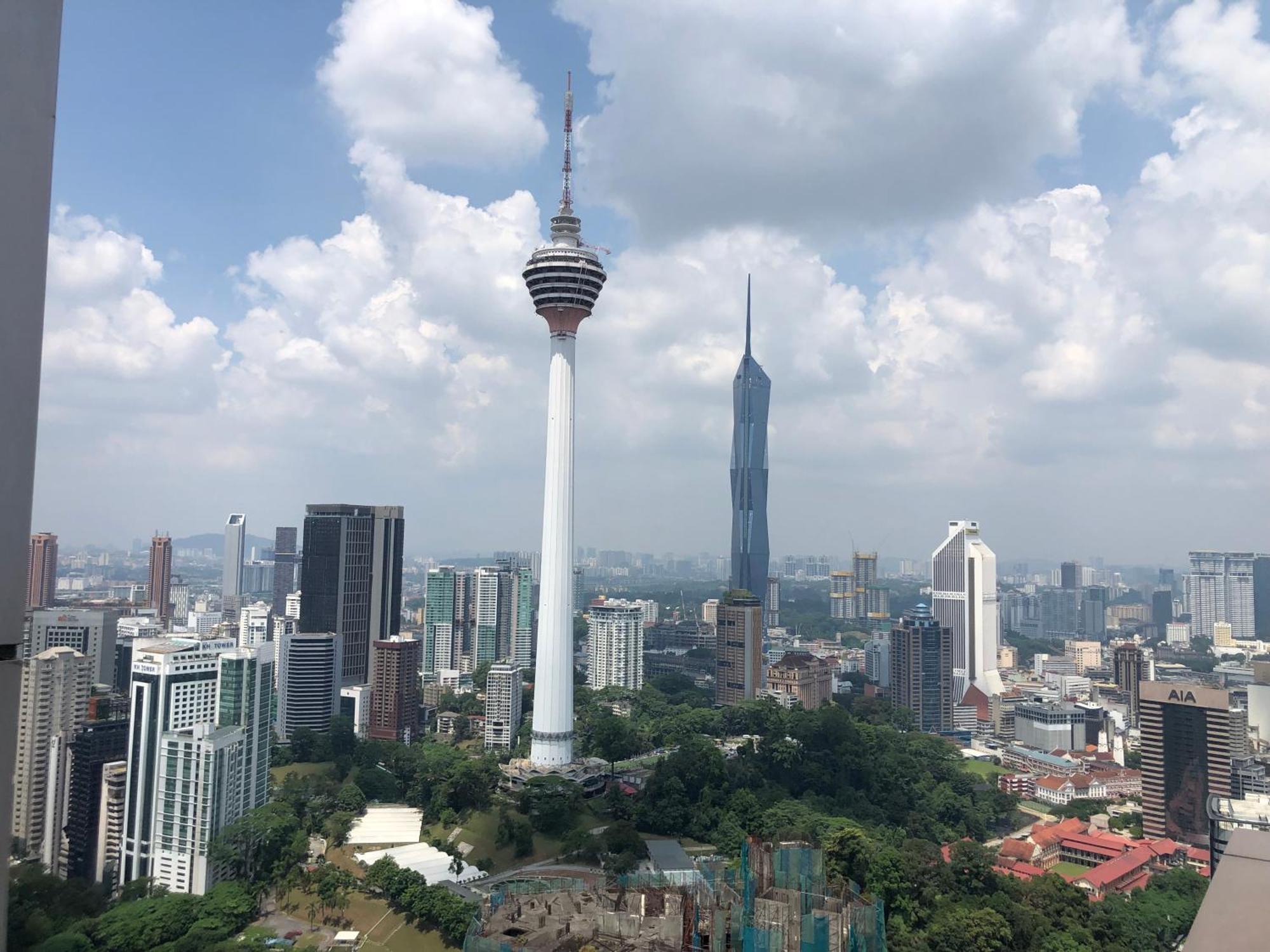 Platinum Klcc Pool View Apartment Kuala Lumpur Exterior photo