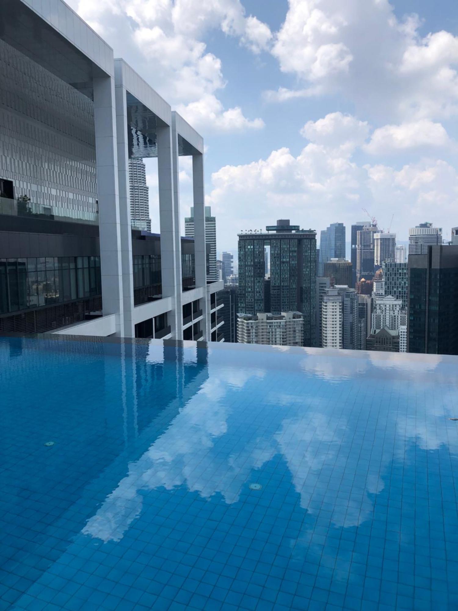 Platinum Klcc Pool View Apartment Kuala Lumpur Exterior photo