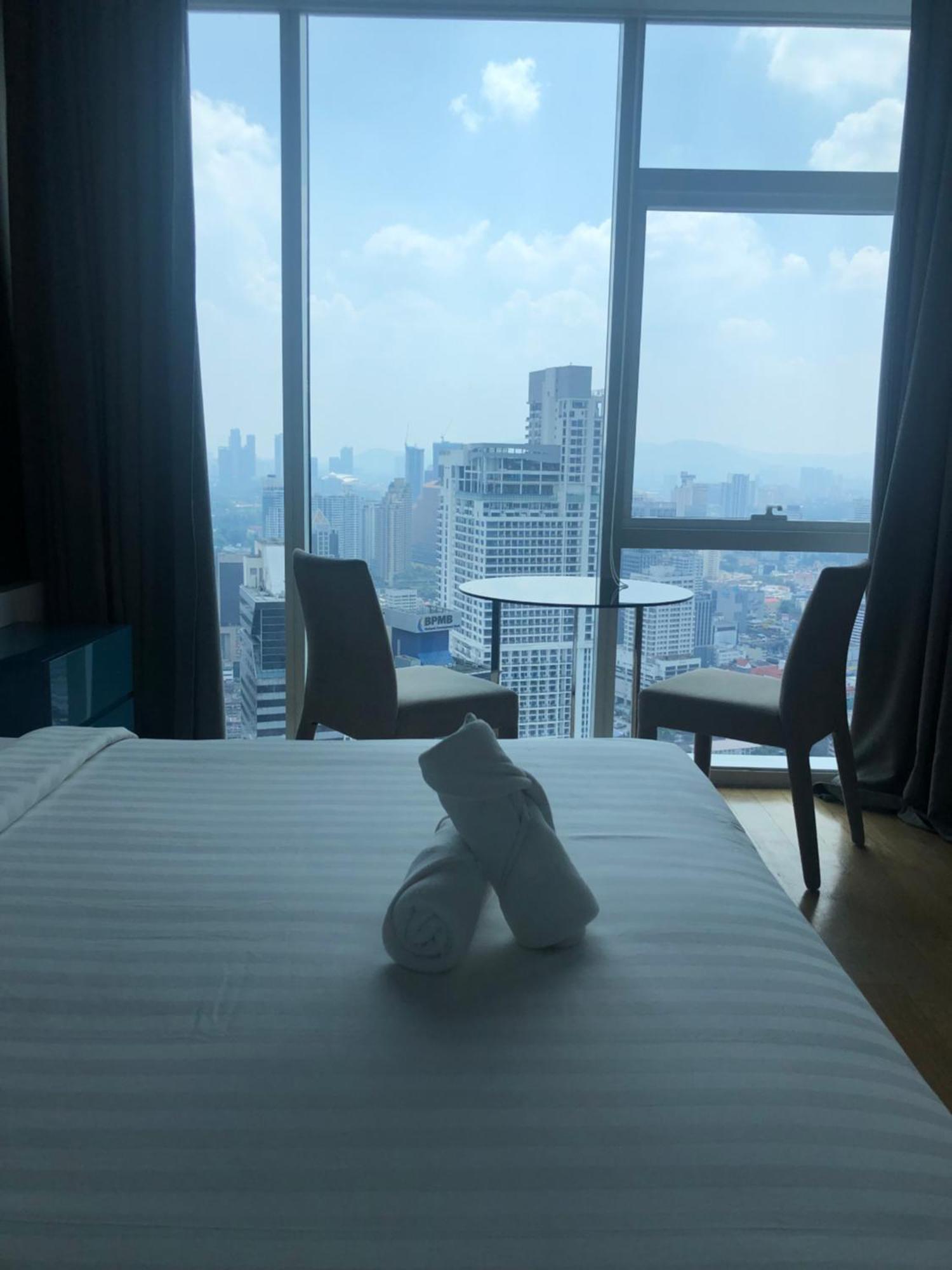 Platinum Klcc Pool View Apartment Kuala Lumpur Exterior photo